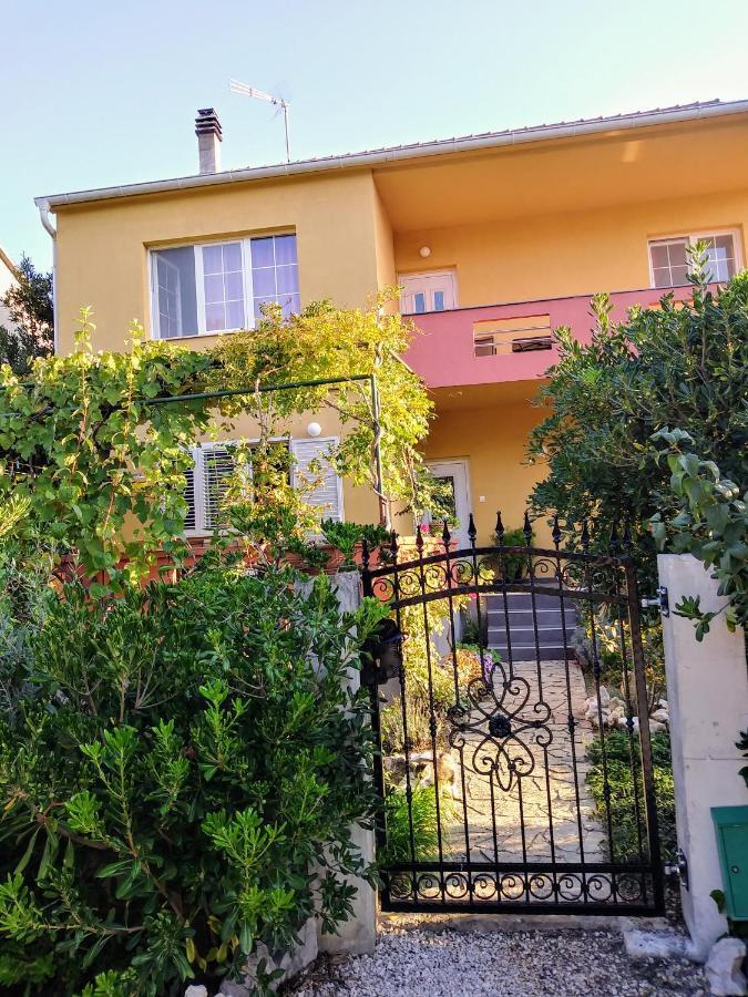 Apartments Mira Biograd Na Moru Eksteriør bilde