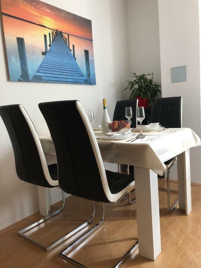 Apartments Mira Biograd Na Moru Eksteriør bilde
