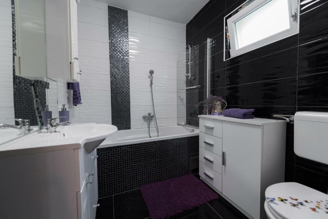 Apartments Mira Biograd Na Moru Eksteriør bilde