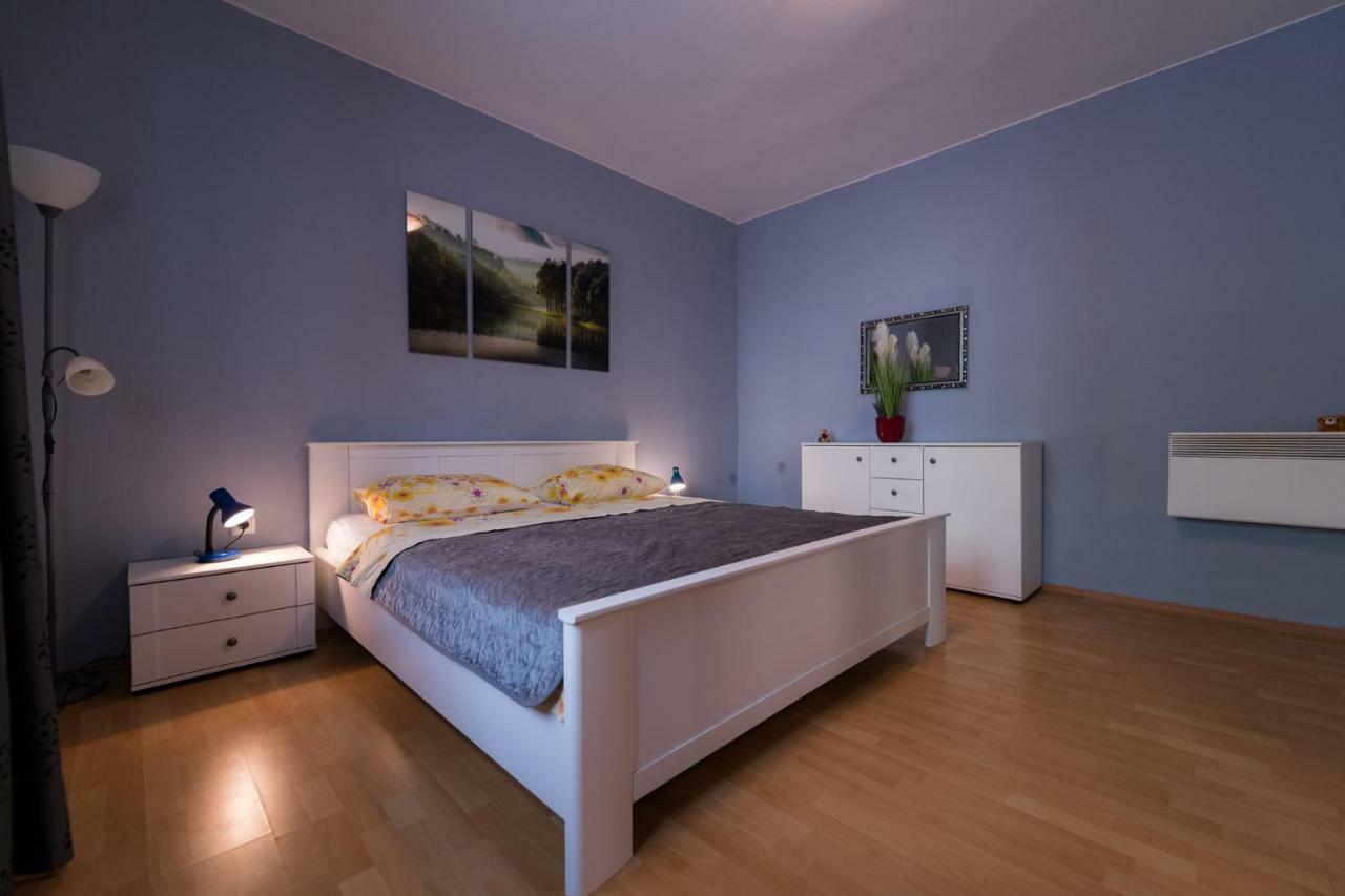 Apartments Mira Biograd Na Moru Eksteriør bilde